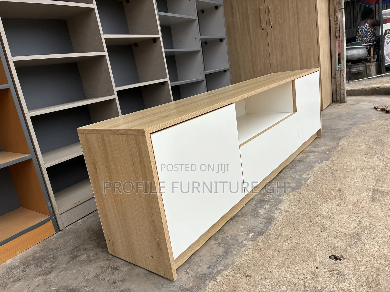Laminated TV Stand 5 Feet Long