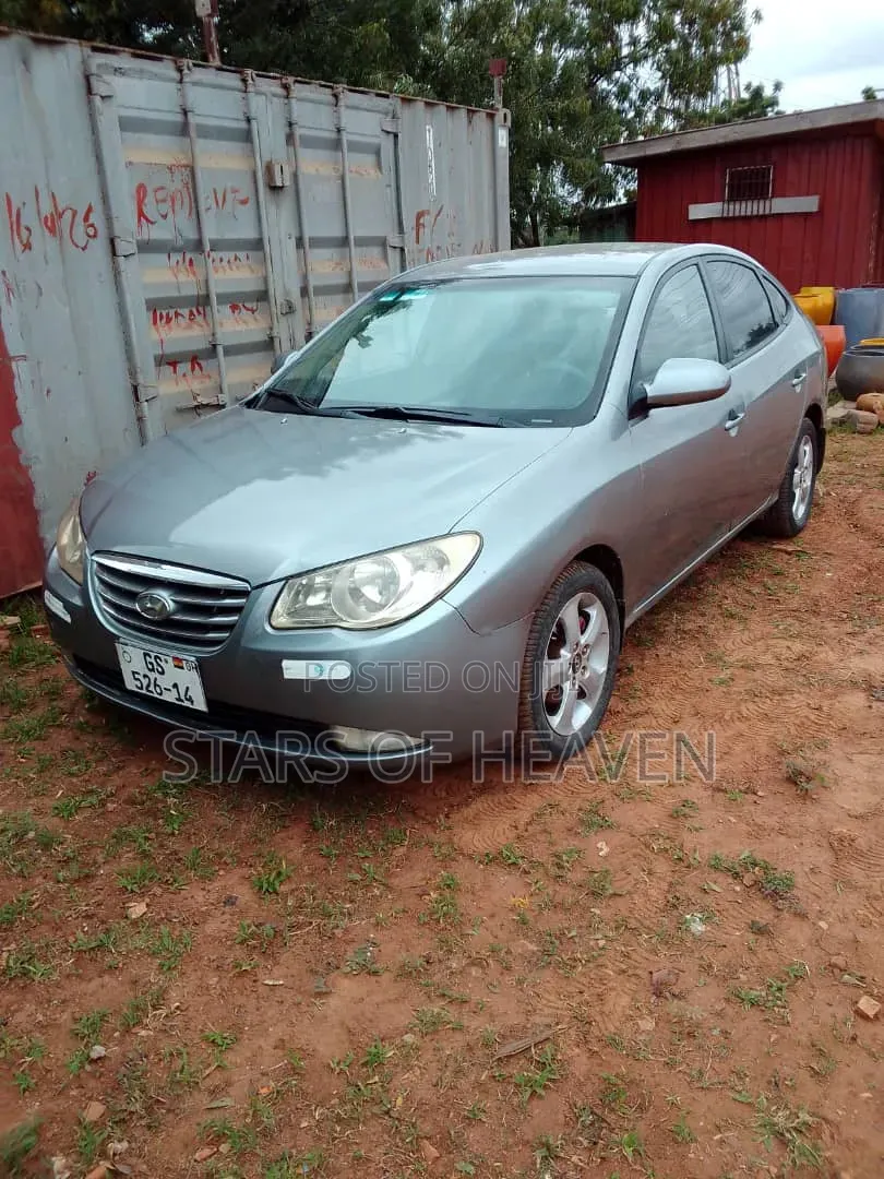 Hyundai Elantra 2008 Silver