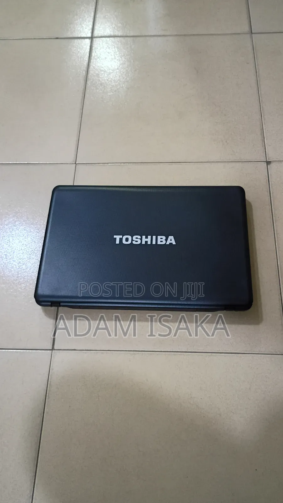 Laptop Toshiba Satellite C665 4GB Intel Celeron HDD 320GB