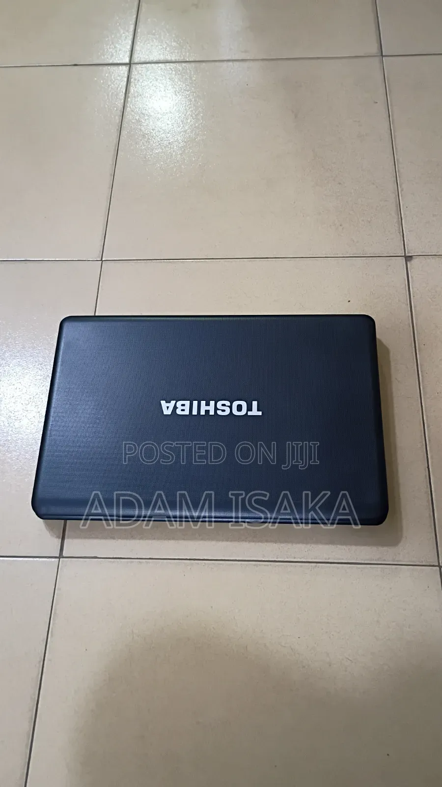 Laptop Toshiba Satellite C665 4GB Intel Celeron HDD 320GB