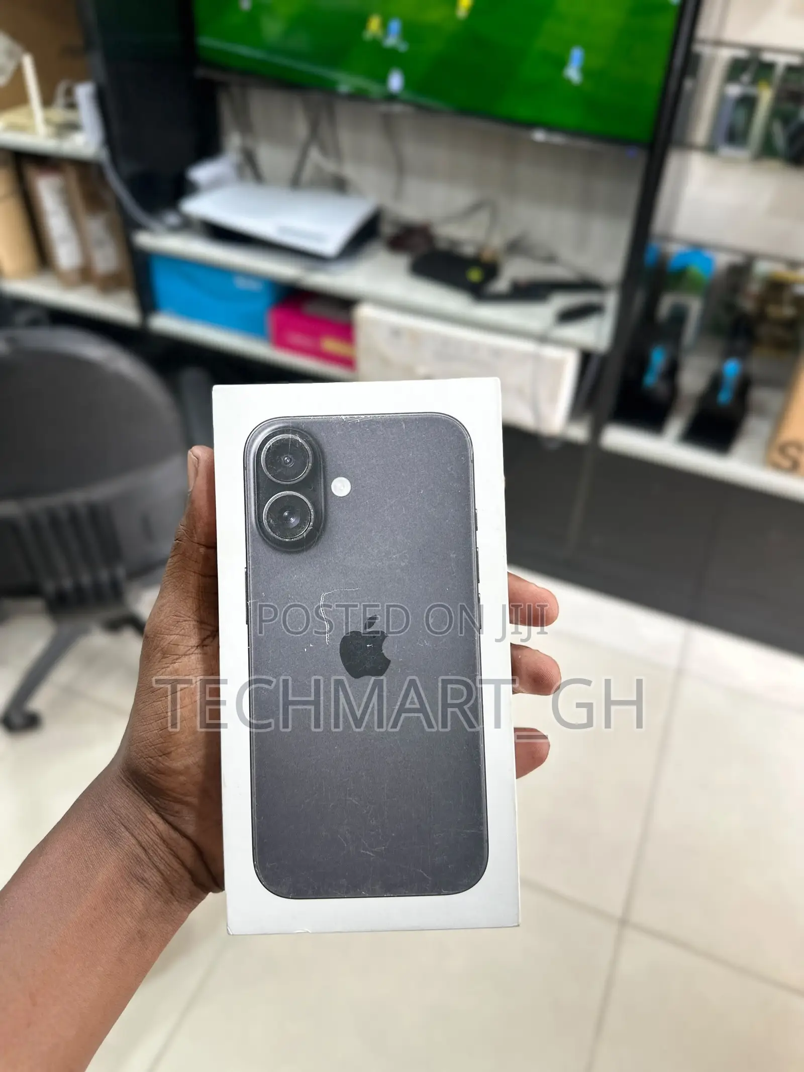 New Apple iPhone 16 128 GB Blue