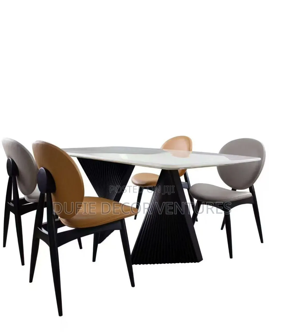 Royal Dining Set