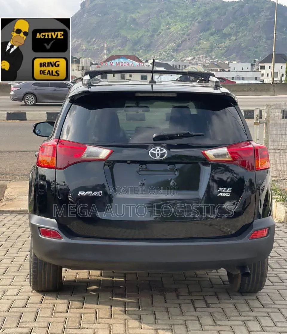 Toyota RAV4 XLE 4dr SUV AWD (2.5L 4cyl 6A) 2015 Matt Black
