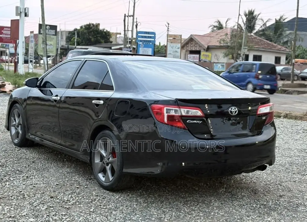 Toyota Camry SE Sport 4dr Sedan (2.5L 4cyl 6A) 2014 Black