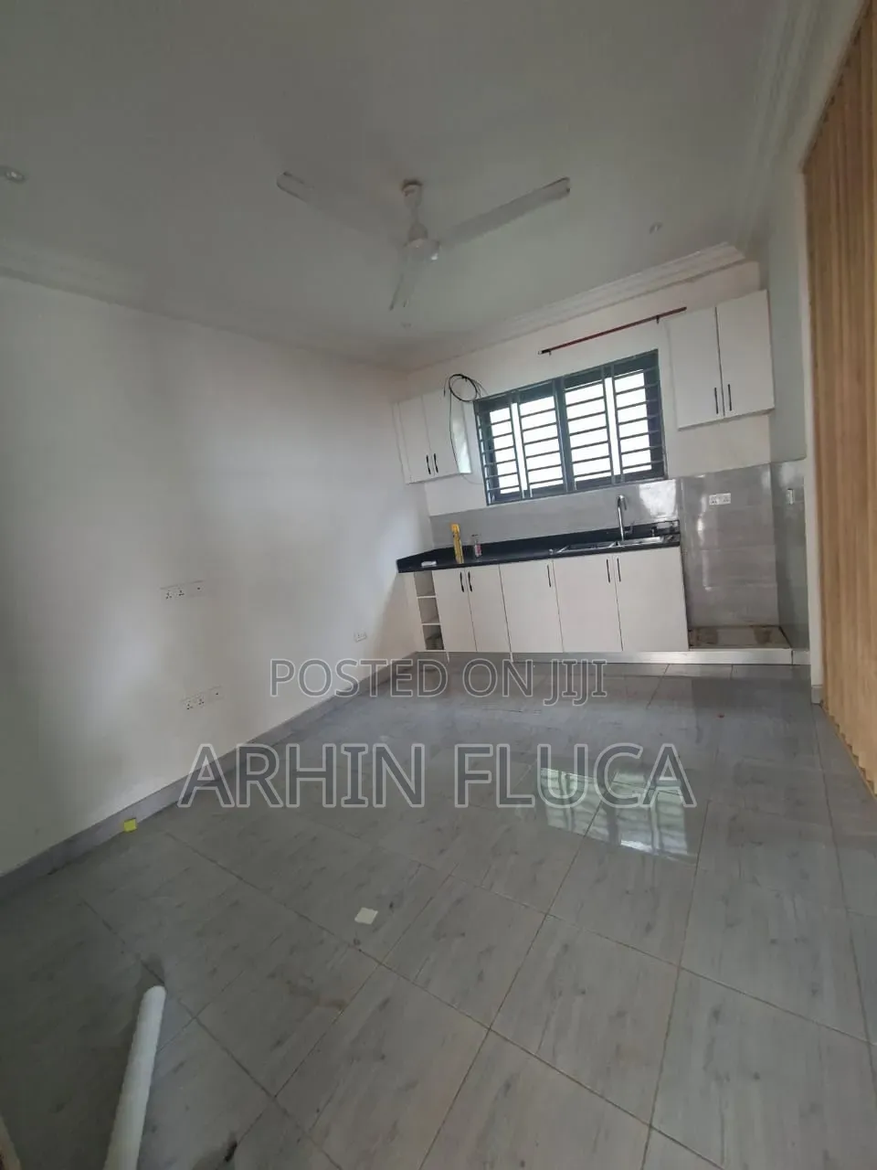 3bdrm Apartment in Ahrin, Paradise Residential Area for rent