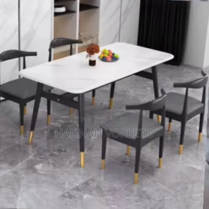 Dining Table With 4 Chairs