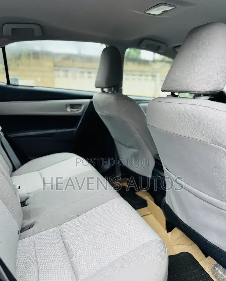 Toyota Corolla 2015 Black
