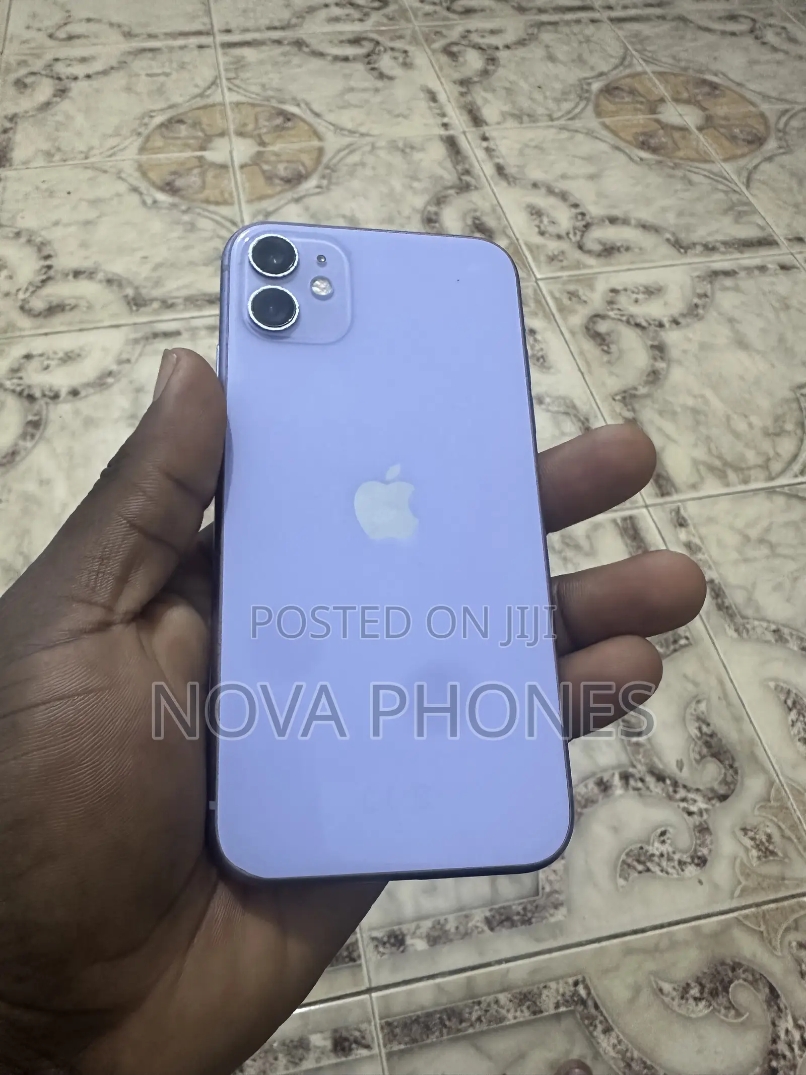 Apple iPhone 11 64 GB Purple