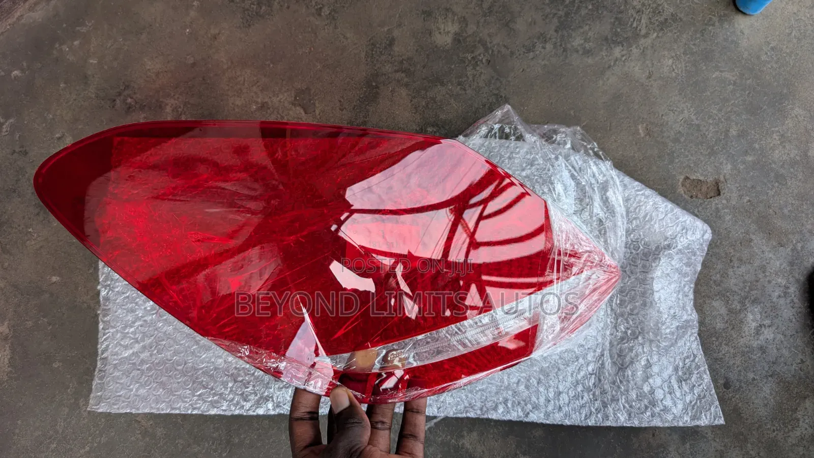 Mercedes Benz C300 2016,2017,2018,2019 Tail Light Cover / Lens