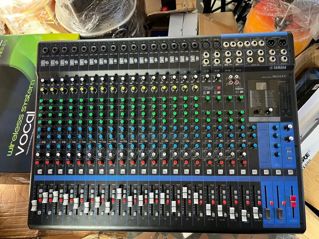Yamaha Mg 24xu Raw Mixer