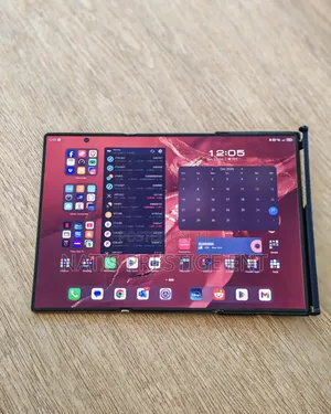 New Huawei Mate XT Ultimate Design 1 TB Black