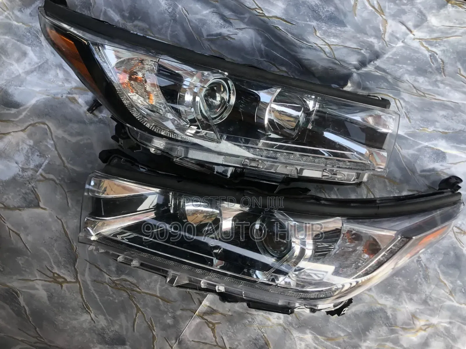  Toyota Highlander 2014, 2015, 2016 Headlight – OEM | Foreign Used