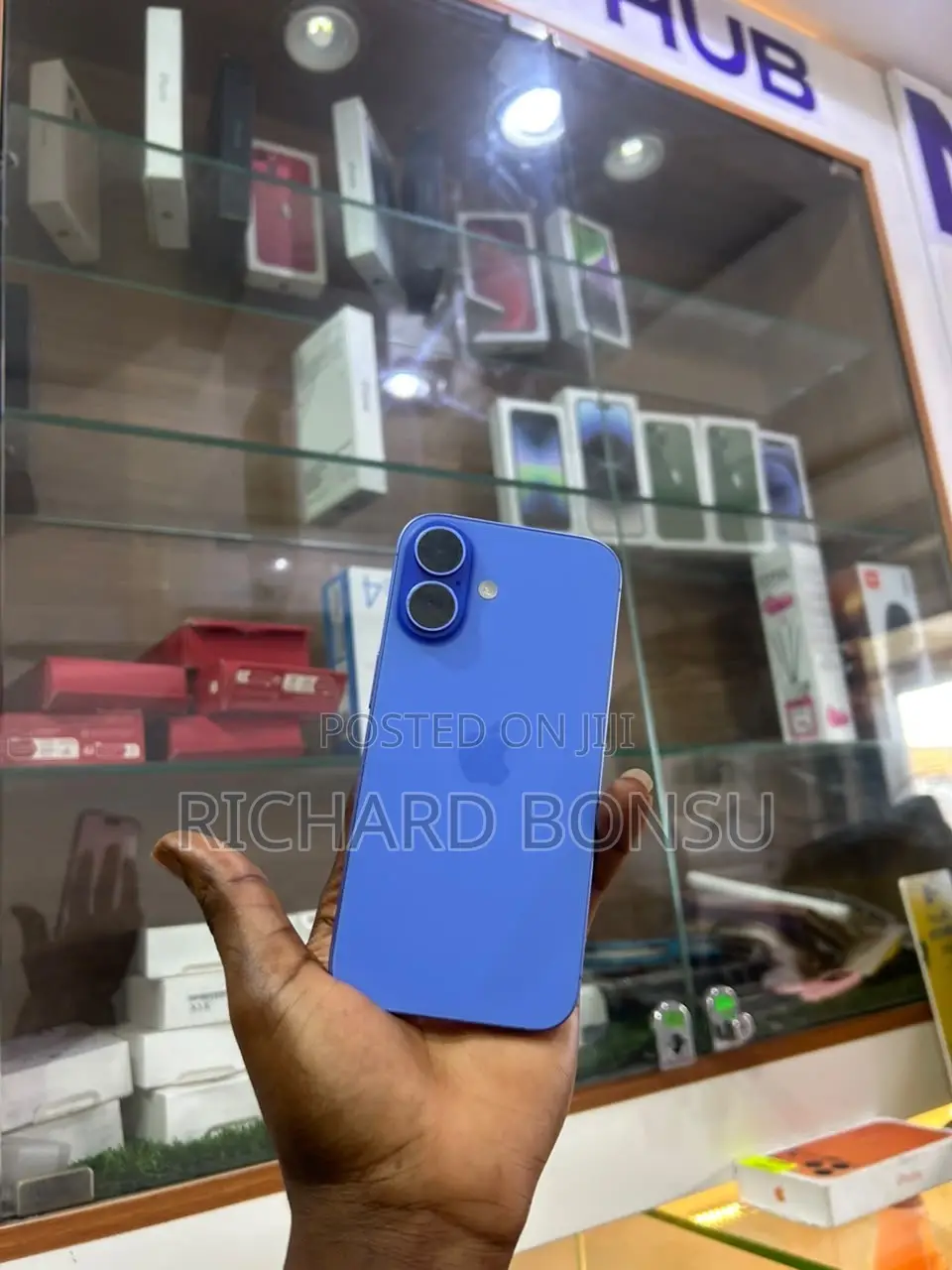 New Apple iPhone 16 128 GB Blue