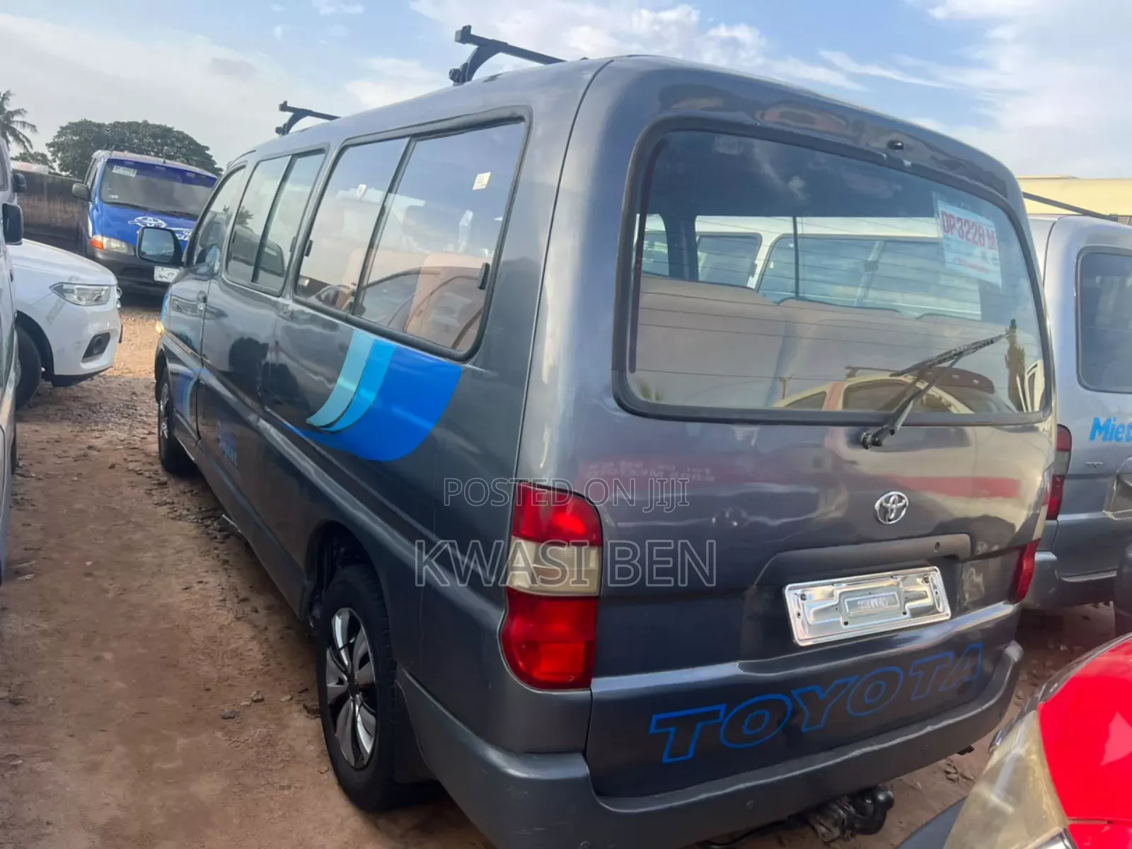 Toyota HiAce 2006 Grey