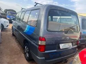 Toyota HiAce 2006 Grey