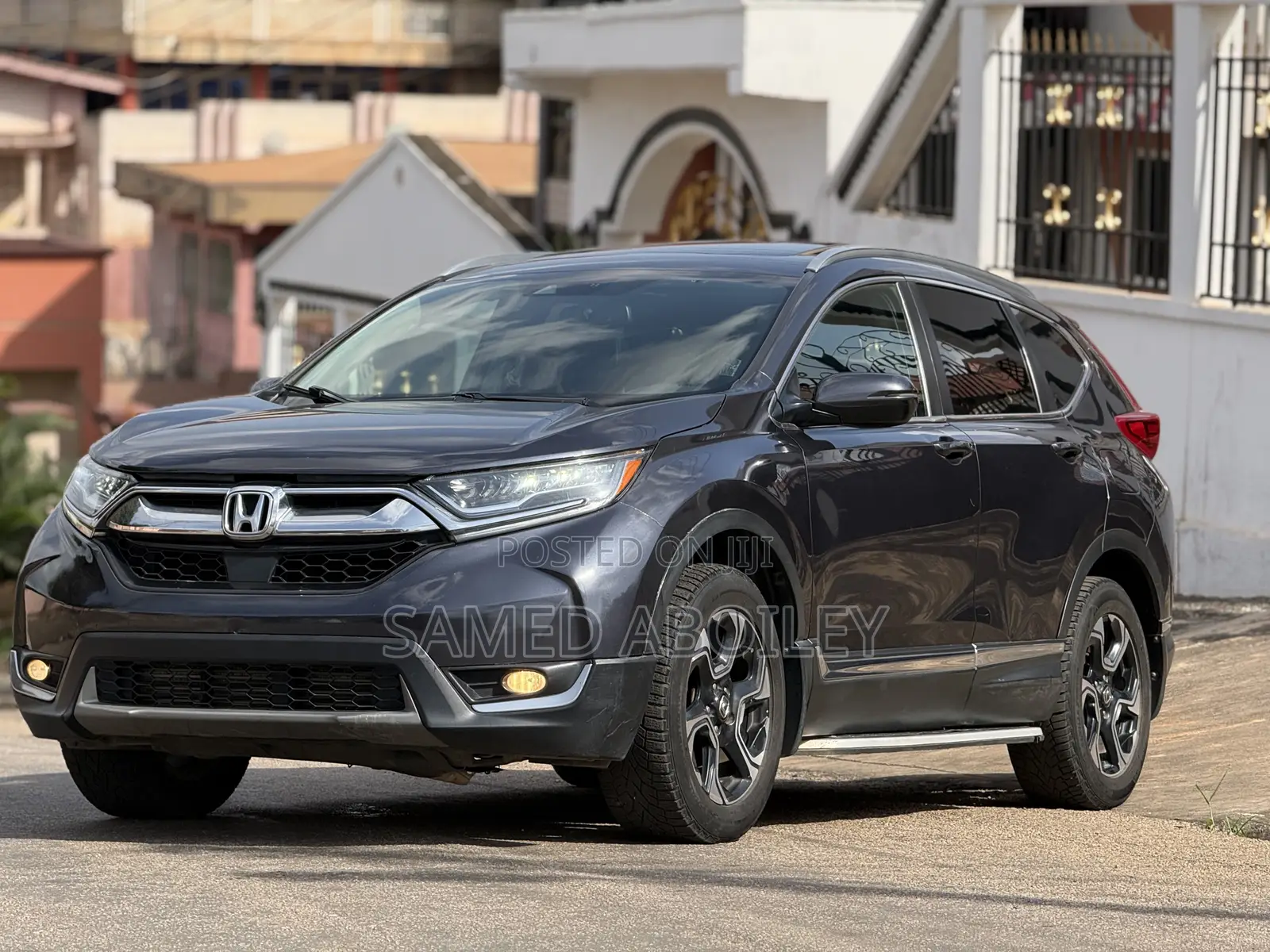 Honda CR-V Touring AWD 2019 Gray
