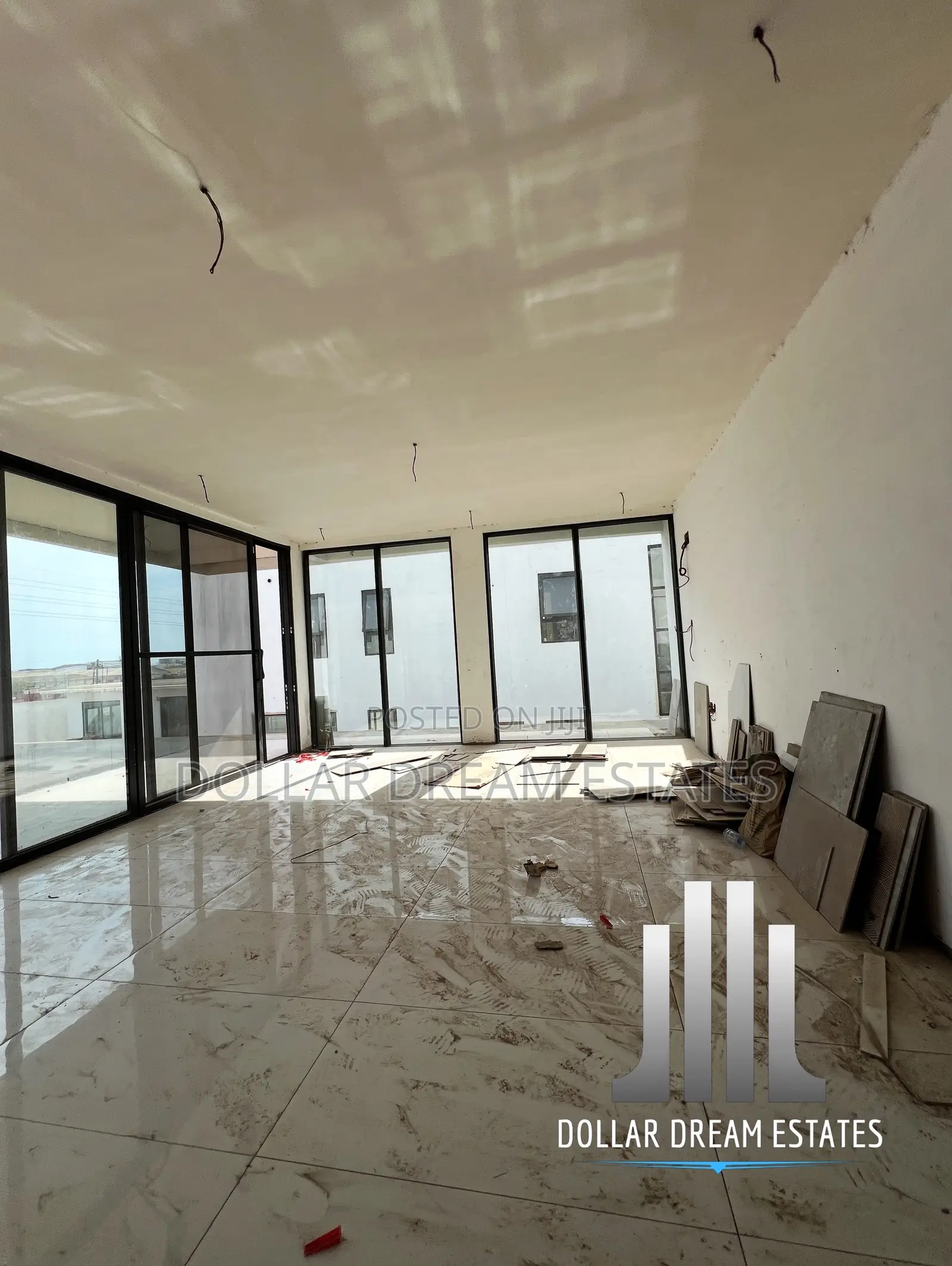 6bdrm House in East Legon for sale