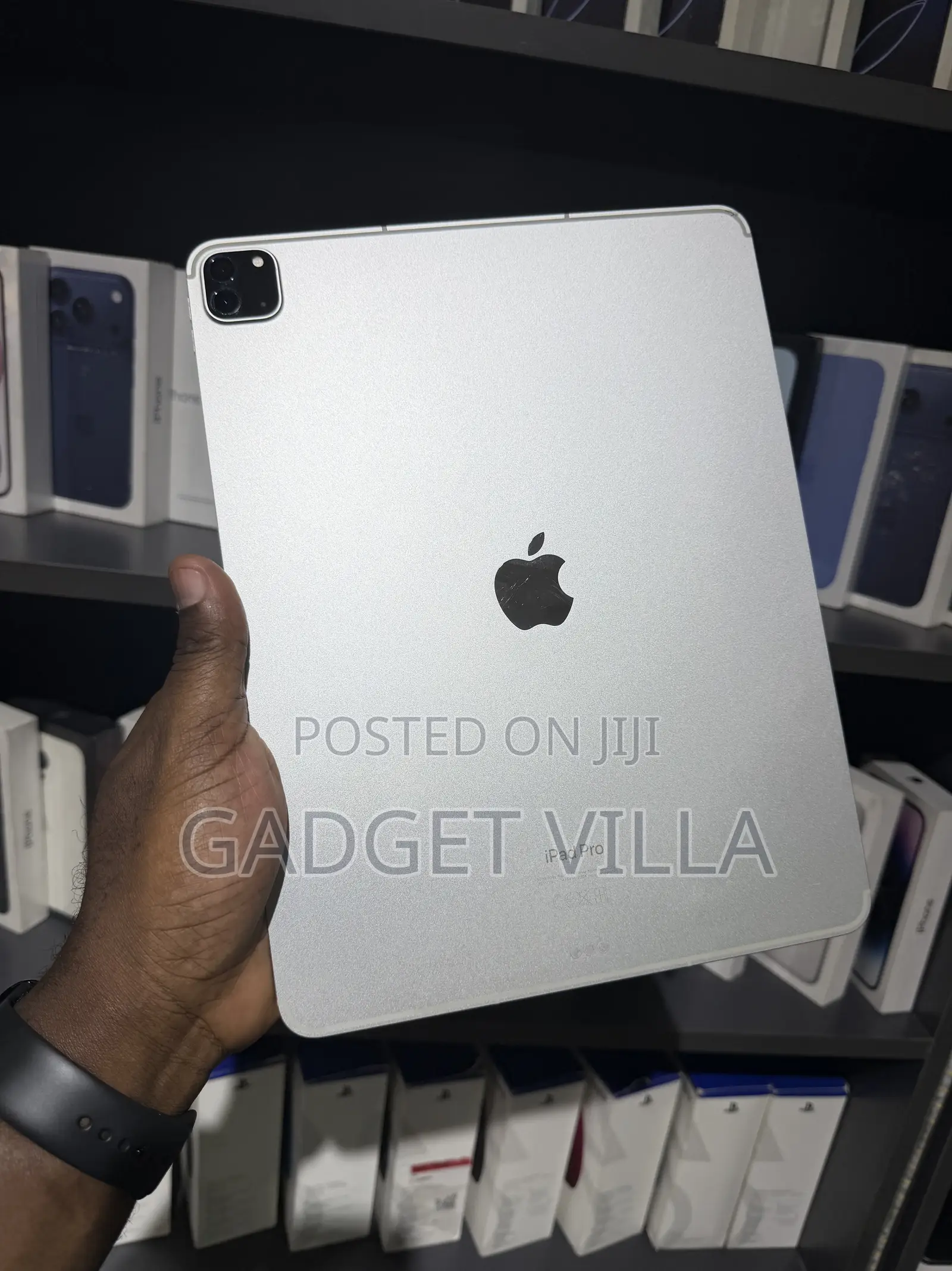 Apple iPad Pro 12.9 (2022) 128 GB Silver