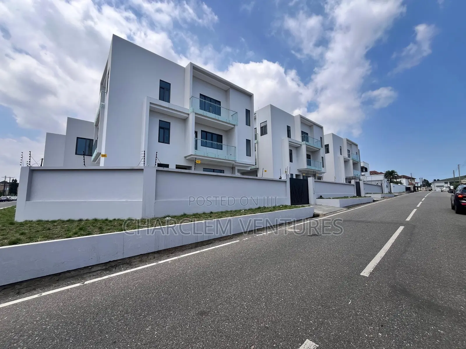 4bdrm Townhouse / Terrace in Charclem Ventures, East Legon for rent