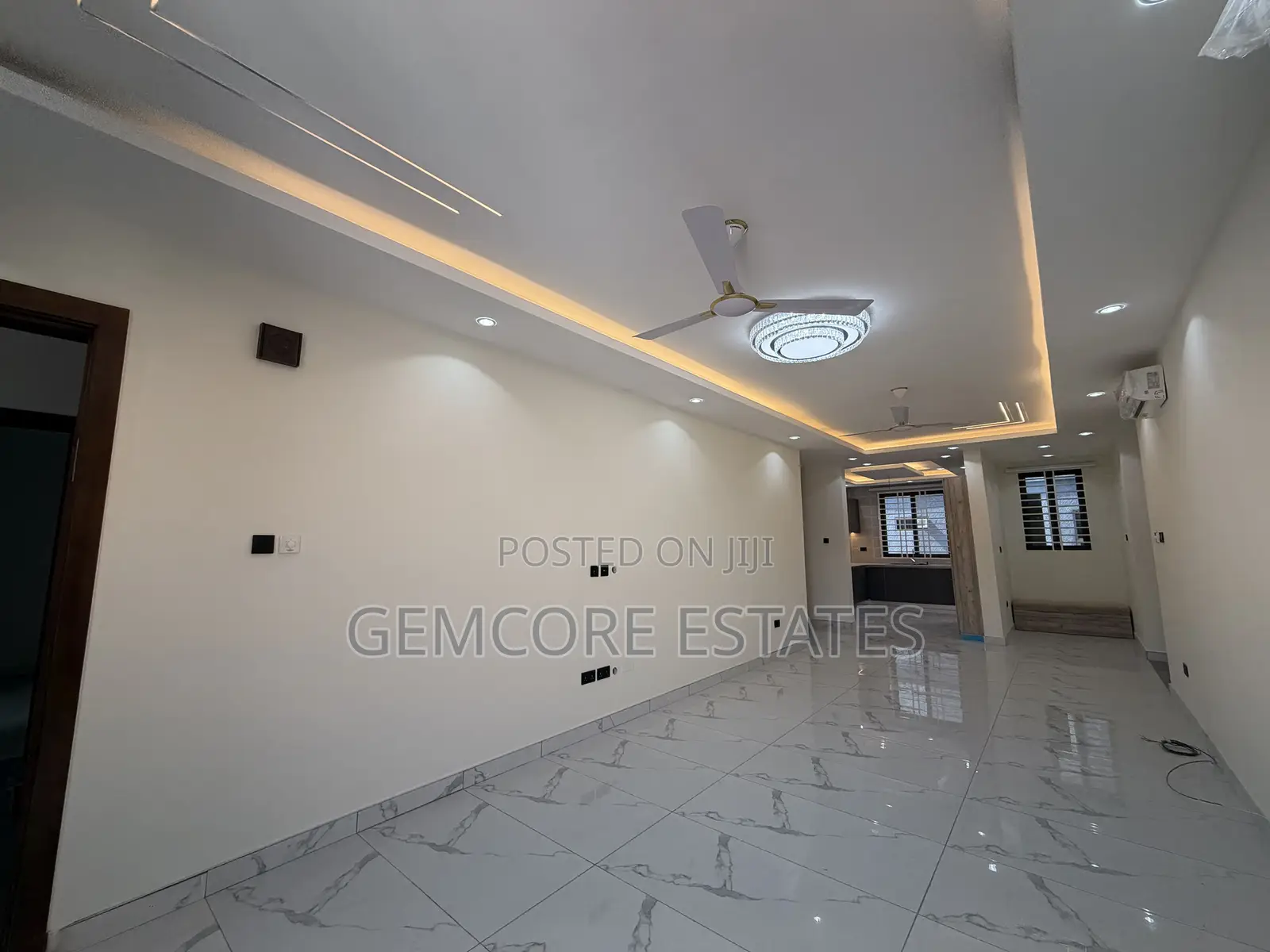 2bdrm Apartment in Lakeside for rent