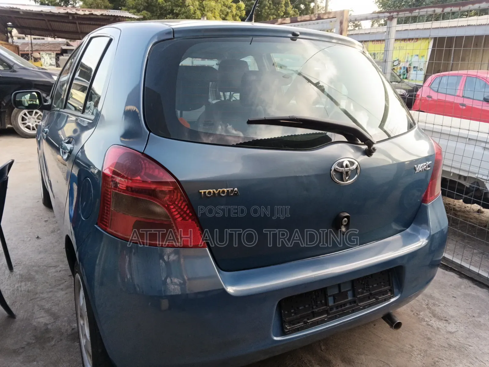Toyota Yaris 2013 Gray