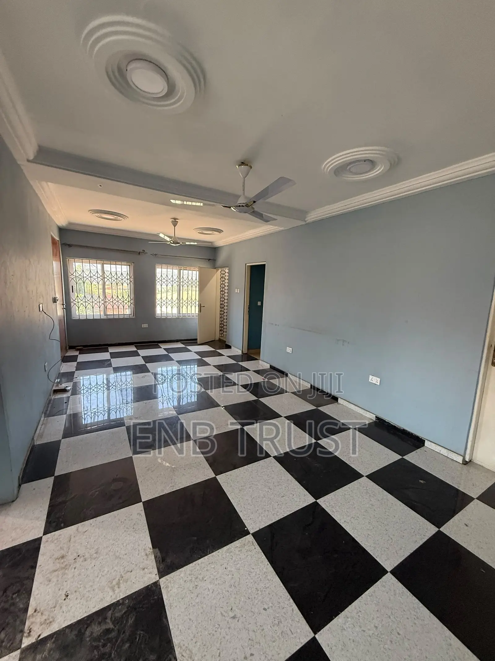 3bdrm Apartment in Weija Scc, Old Barrier for rent