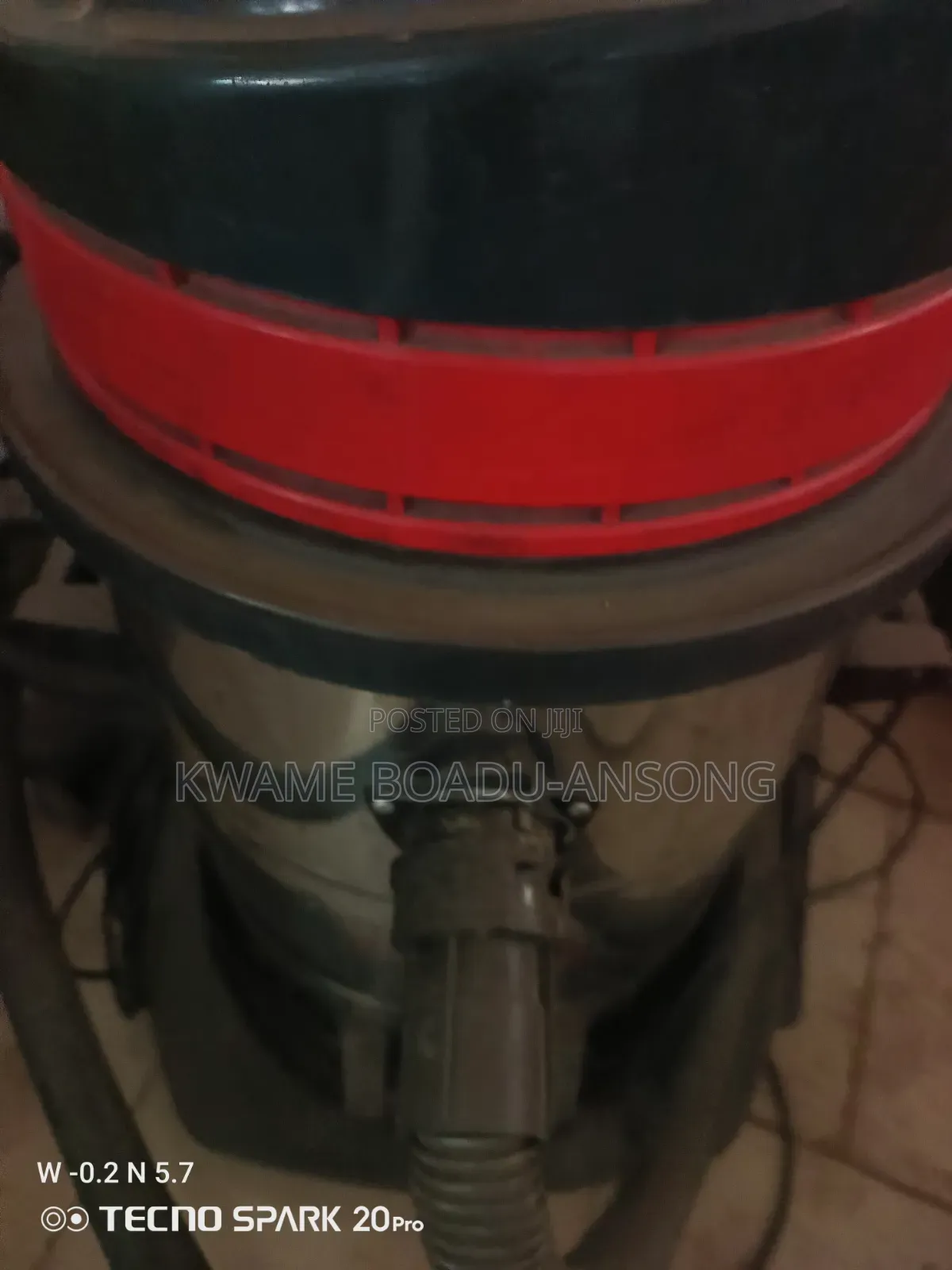 Commercial Vacuum Cleaner