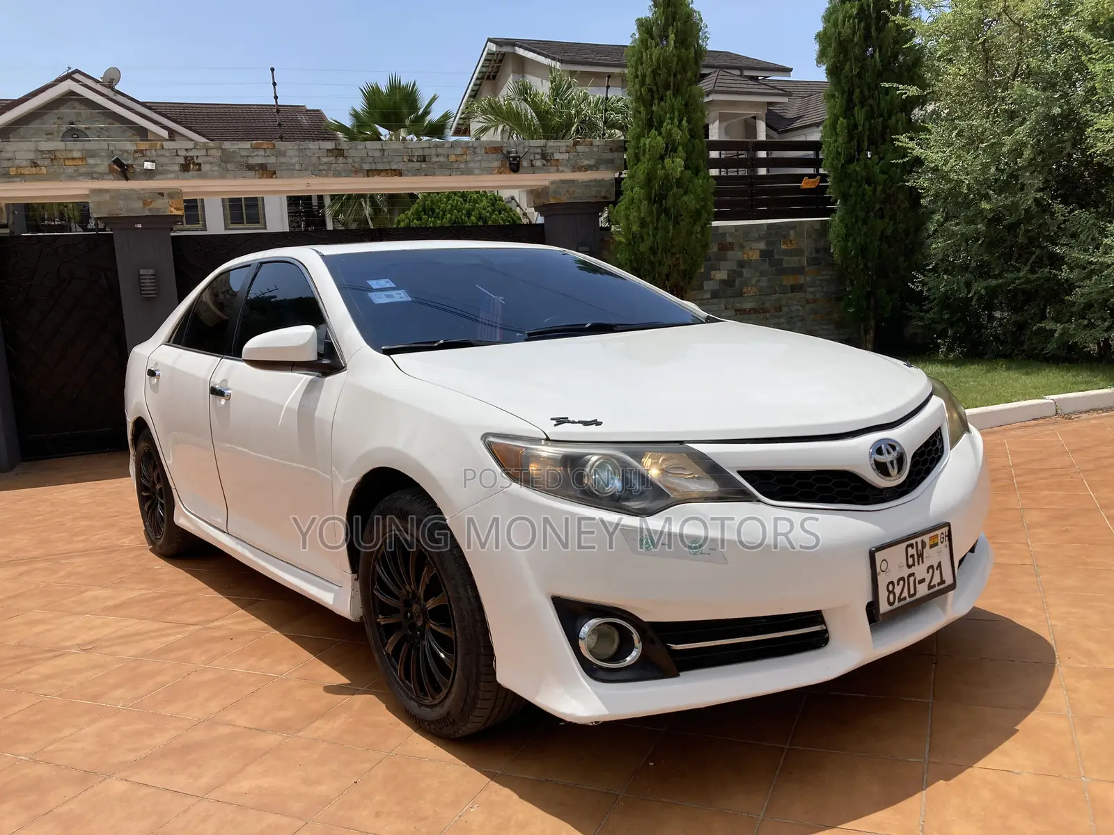 Toyota Camry L 4dr Sedan (2.5L 4cyl 6A) 2014 White