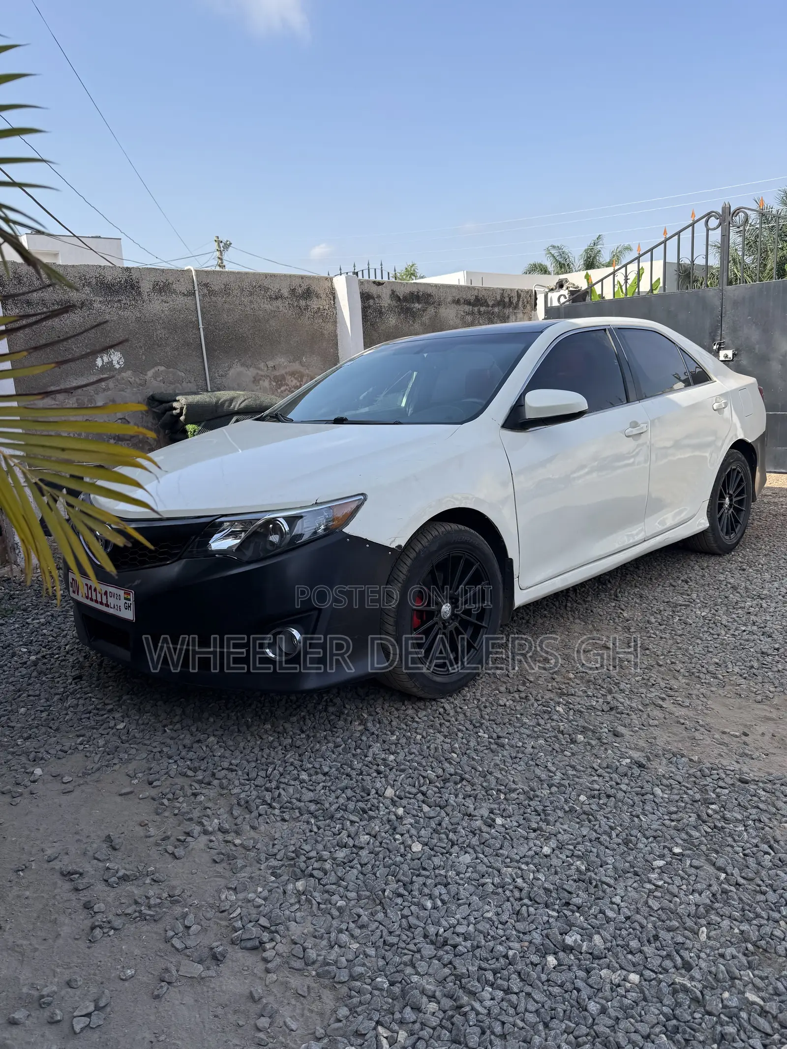 Toyota Camry SE 4dr Sedan (2.5L 4cyl 6A) 2014 White