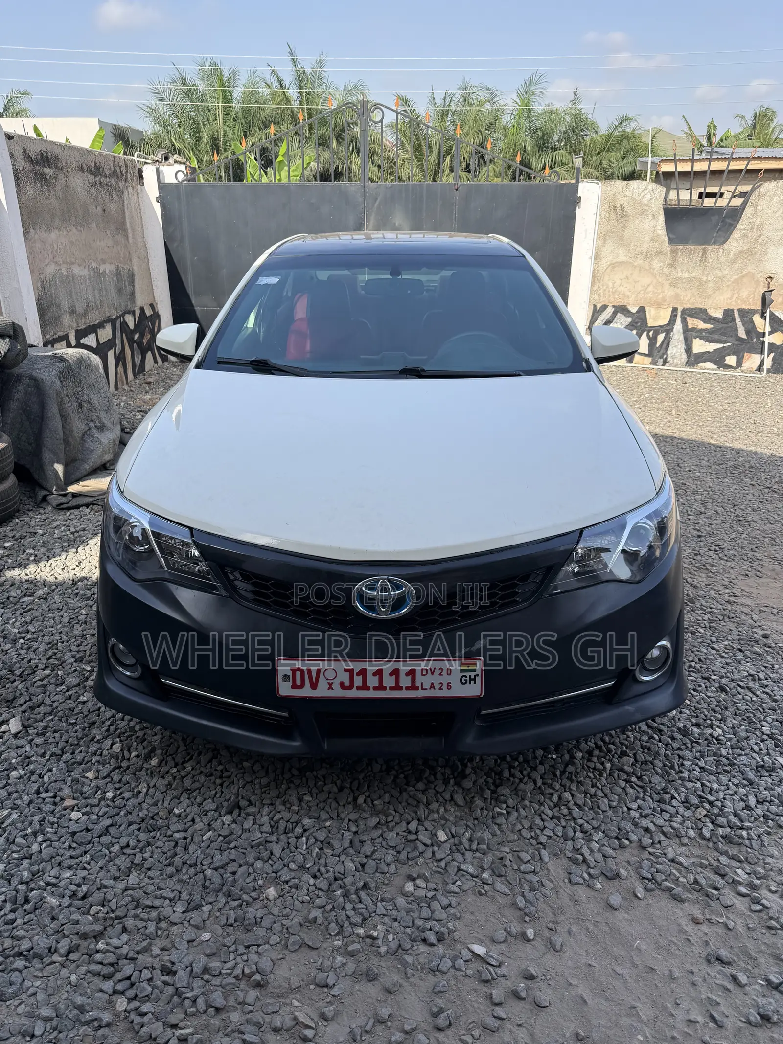 Toyota Camry SE 4dr Sedan (2.5L 4cyl 6A) 2014 White