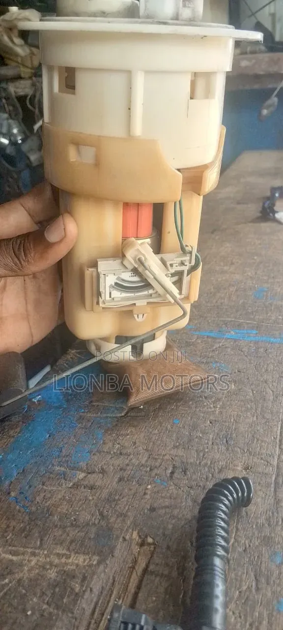 Toyota Yaris Echo Fuel Pump