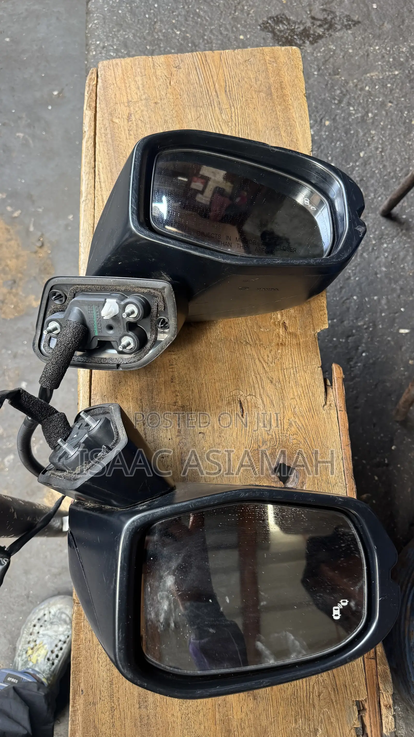 Honda CRV 2023,2024,2025 Driving Side Mirror Complete