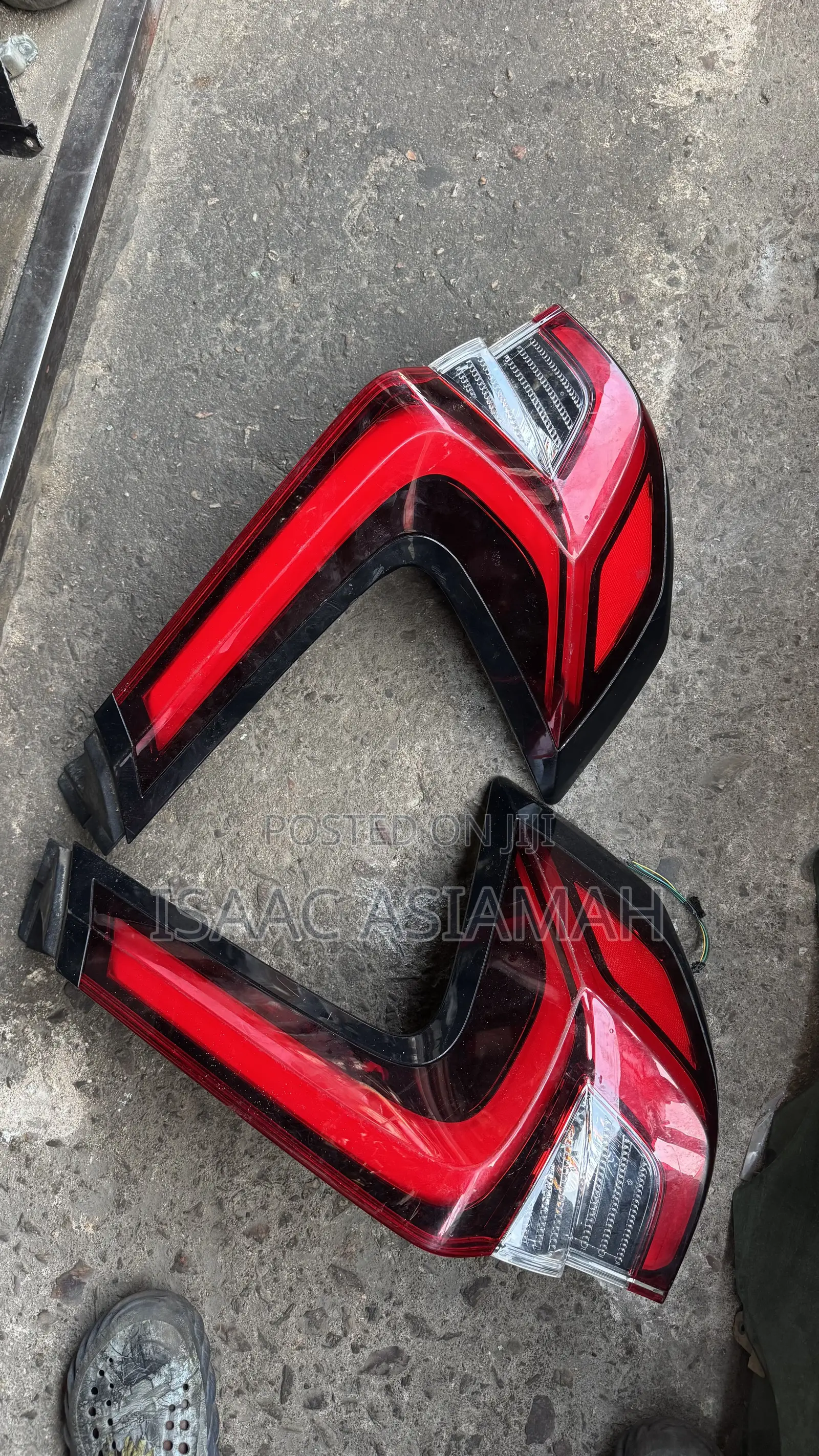 Honda CRV 2023,2024,2025 Tail Light Complete