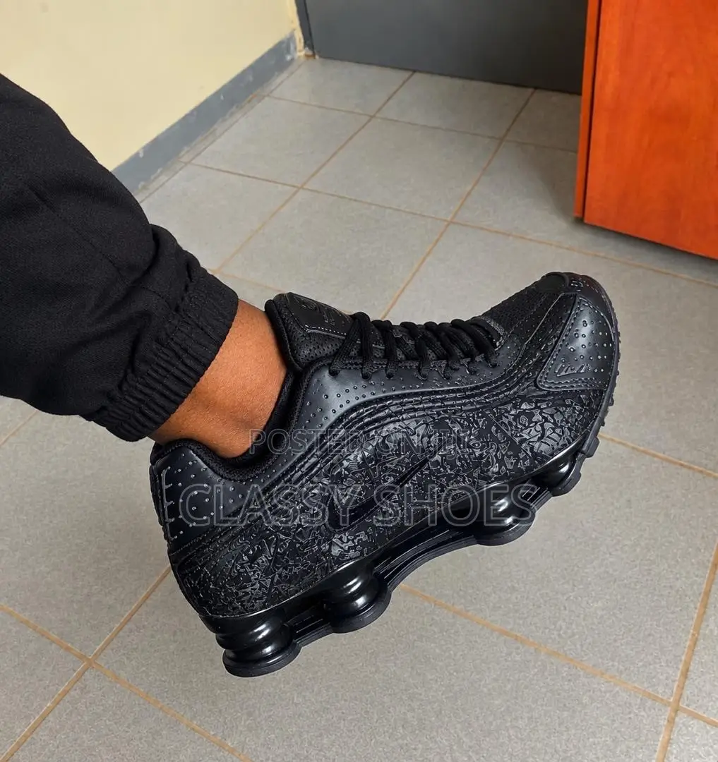 Nike All Black