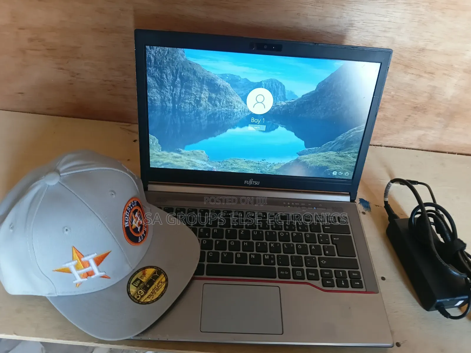 Laptop Fujitsu Amilo Pa3515 8GB Intel Core i5 SSD 128GB