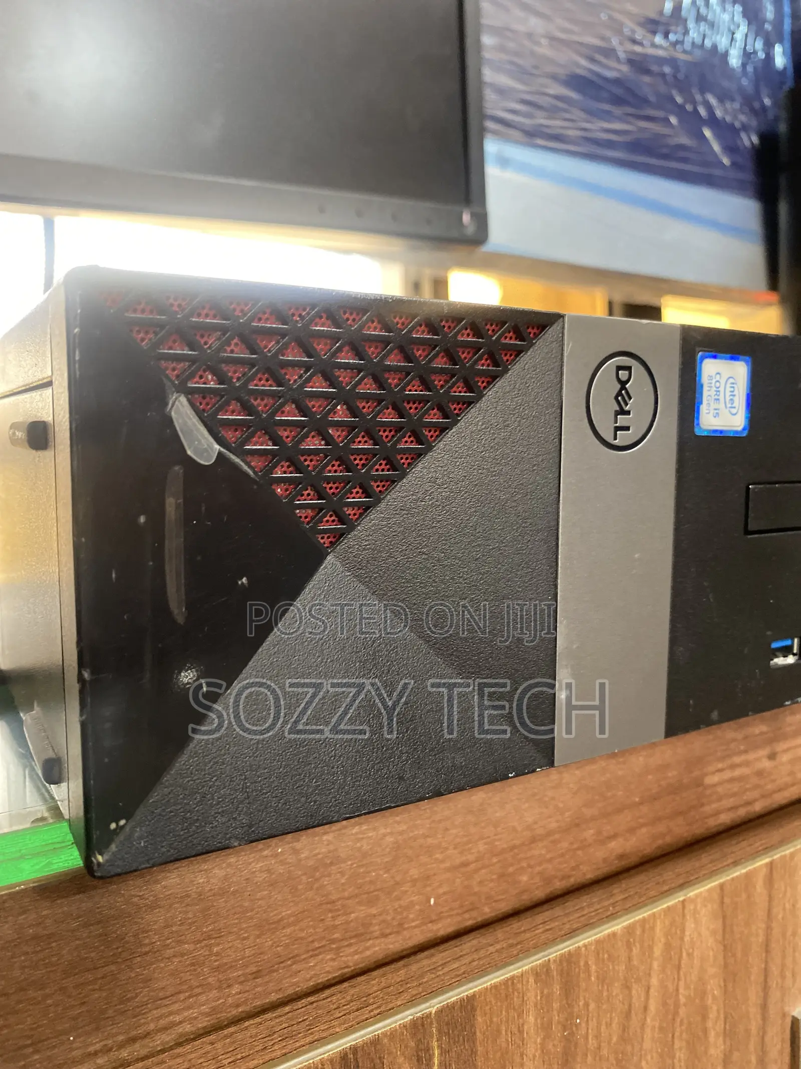 Desktop Computer Dell 8GB Intel Core i5 SSD 256GB