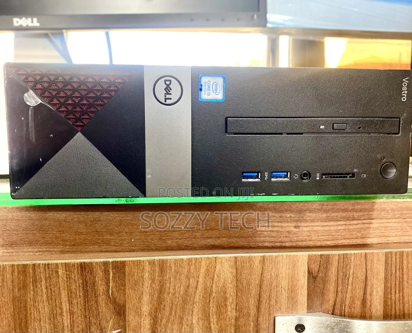 Desktop Computer Dell 8GB Intel Core i5 SSD 256GB