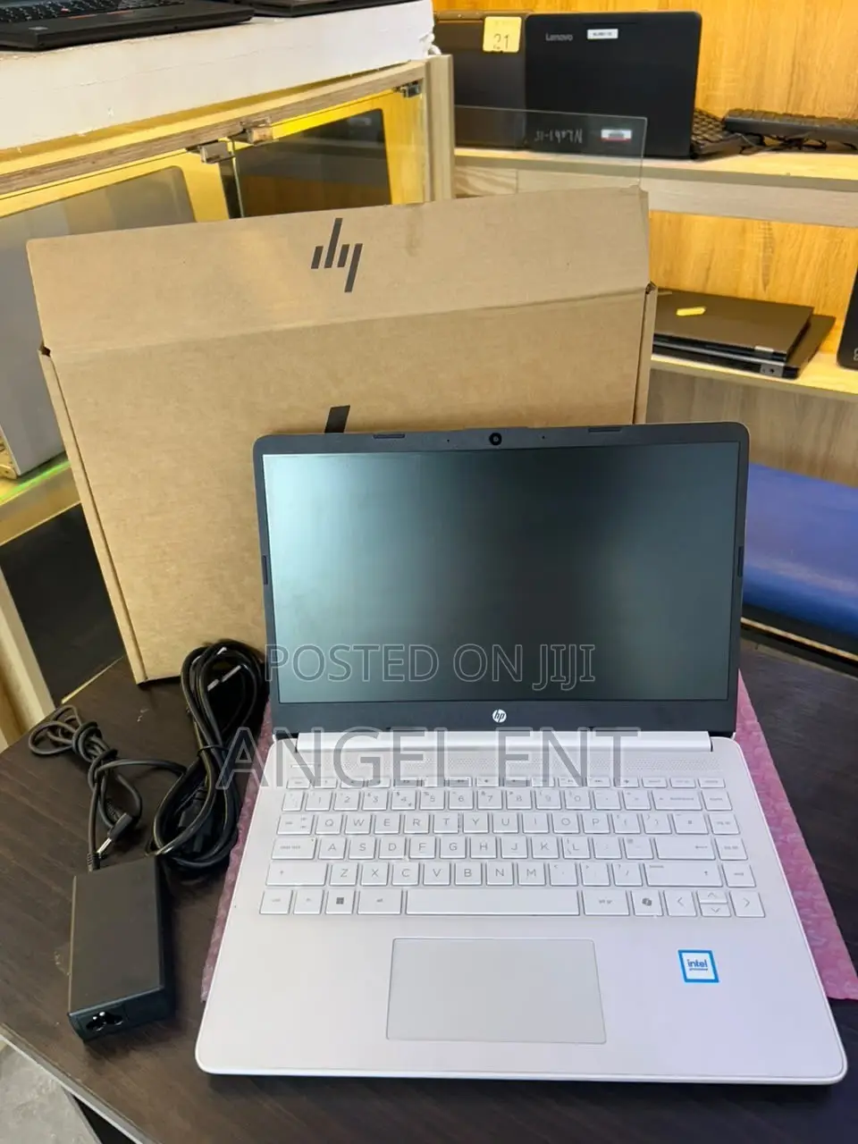 New Laptop HP 8GB SSD 128GB