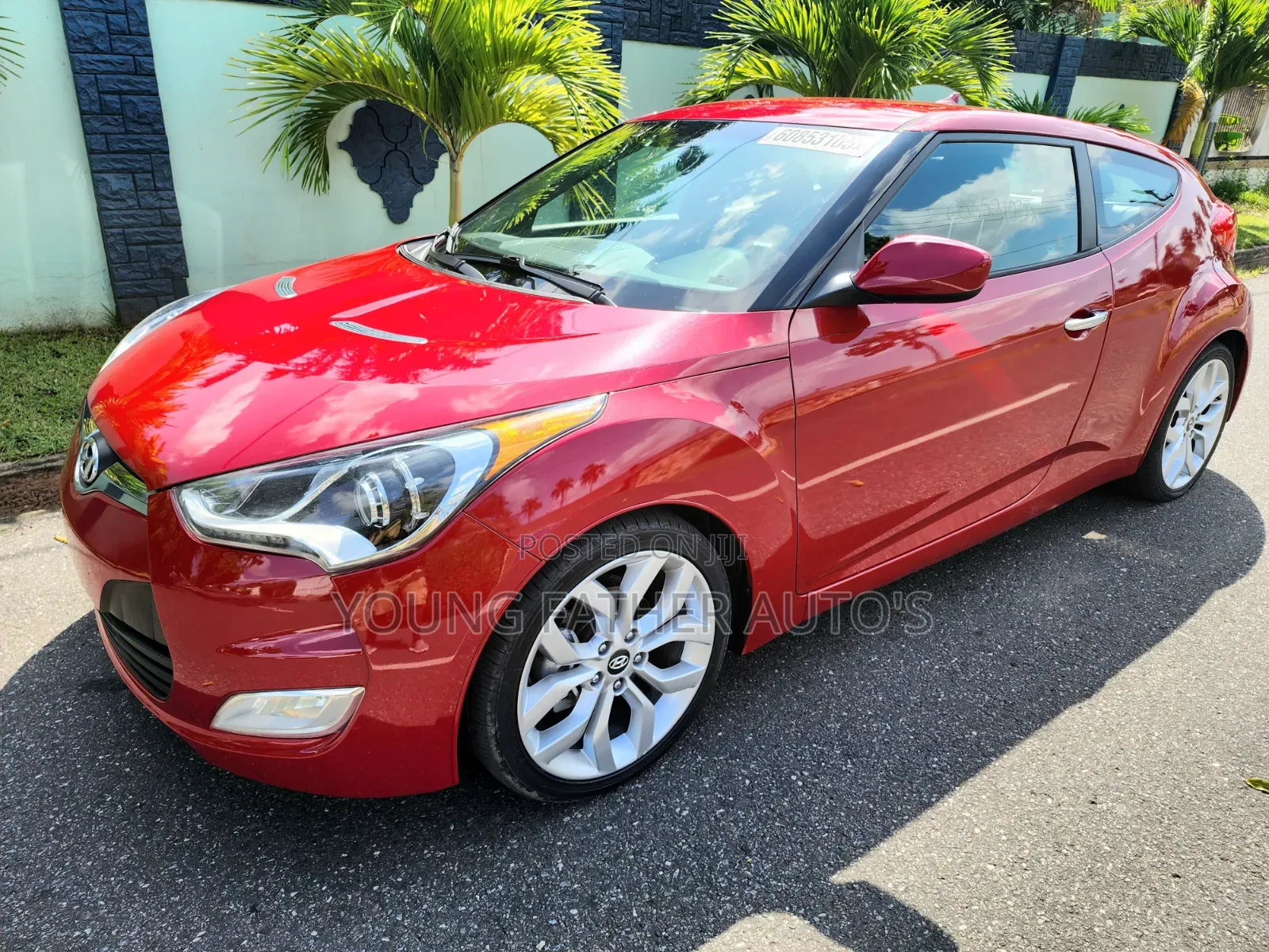 Hyundai Veloster RE:FLEX 3dr Hatchback w/Black Interior (1.6L 4cyl 6AM) Red