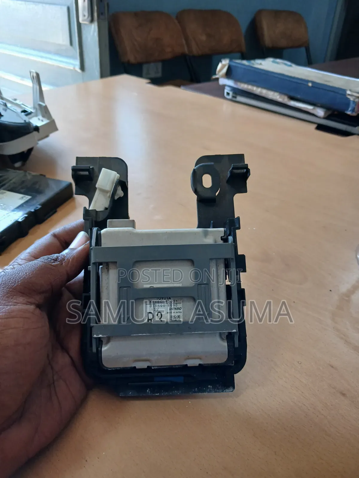 Rav4 Windshield Camara