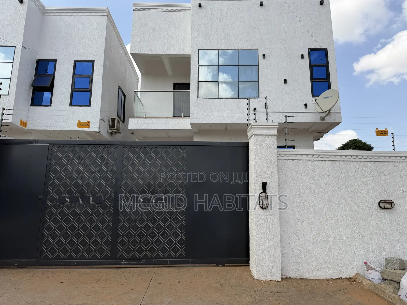 2bdrm House in Ashaley Botwe for rent