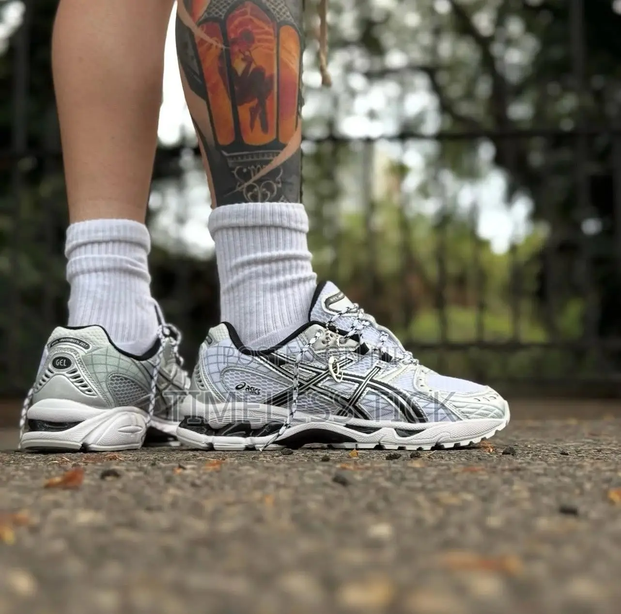 Asics Sneakers