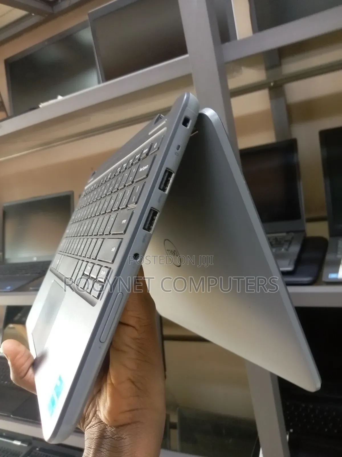 Laptop Dell Latitude 3120 4GB Intel Celeron SSD 128GB
