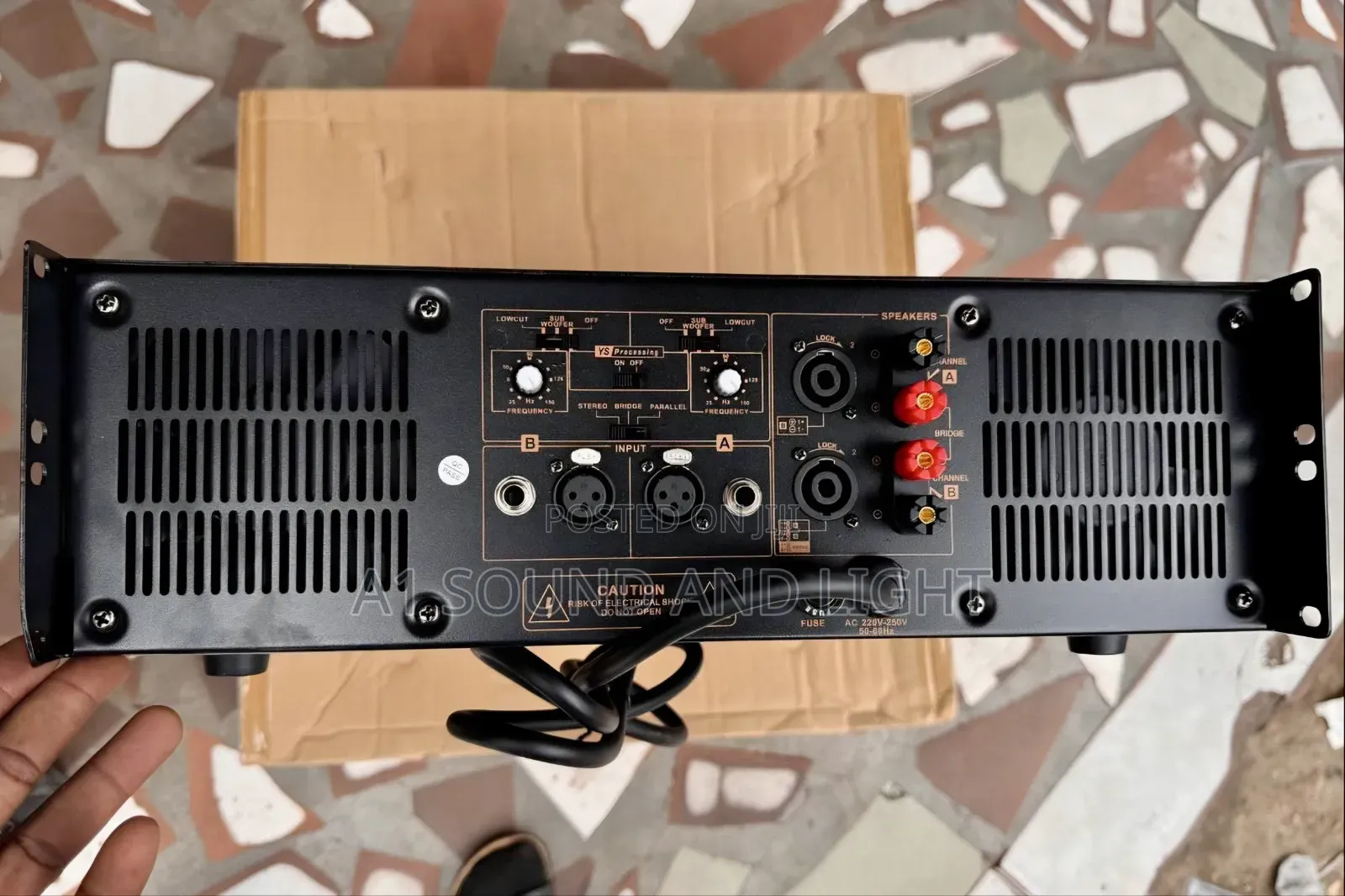 Yamaha P9500 2-Channels Bass Amplifier