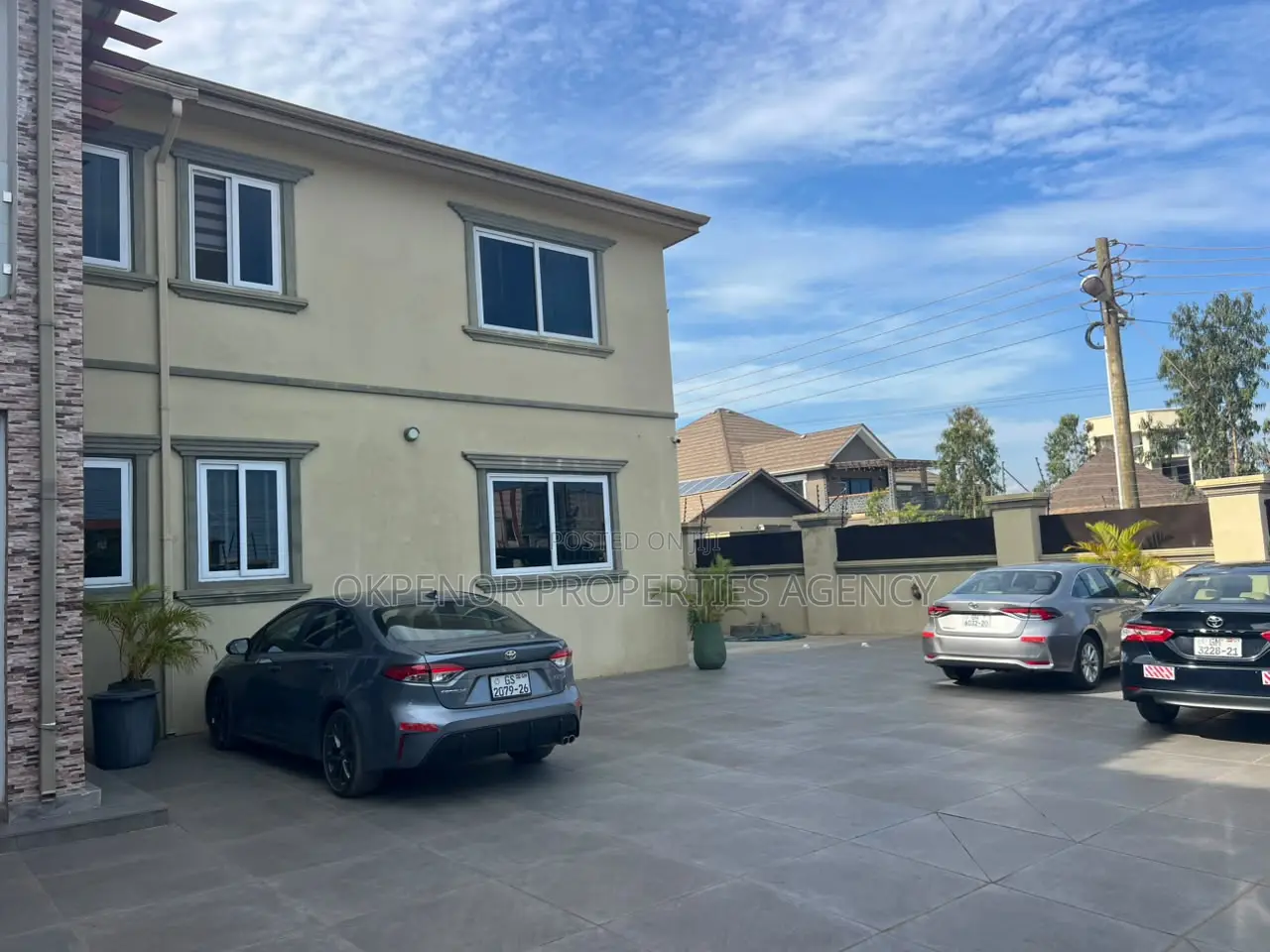 2bdrm Apartment in Tseaddo, Accra Metropolitan for rent