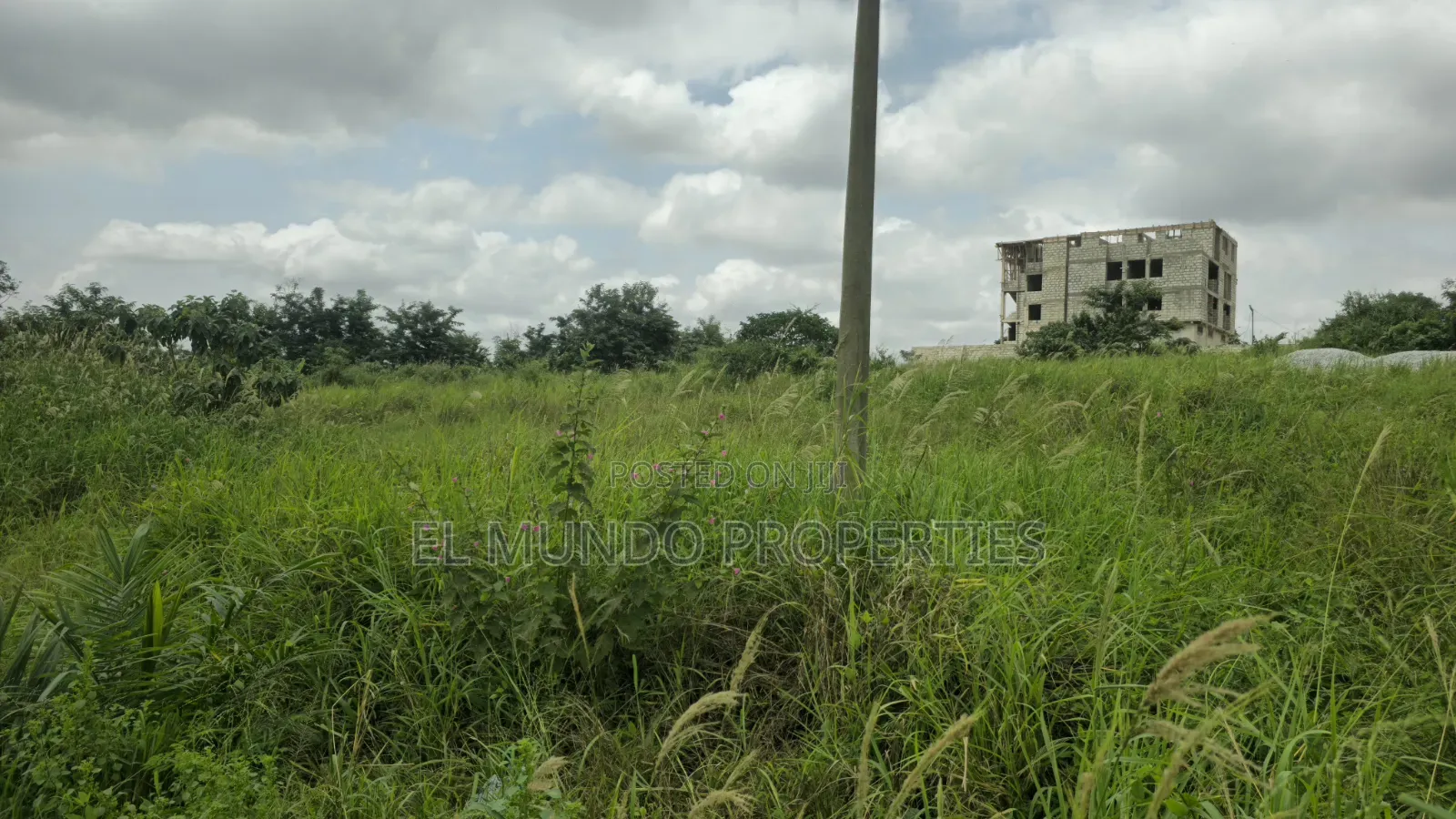 Plot of Land at Asouyeboah Ssnit Flat for Sale