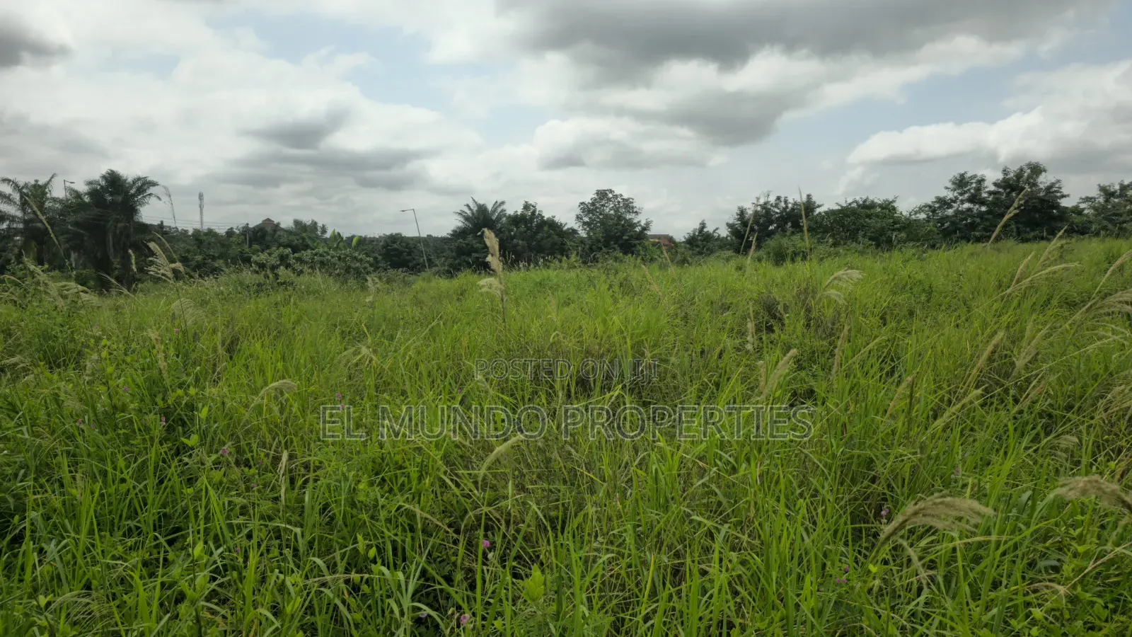 Plot of Land at Asouyeboah Ssnit Flat for Sale
