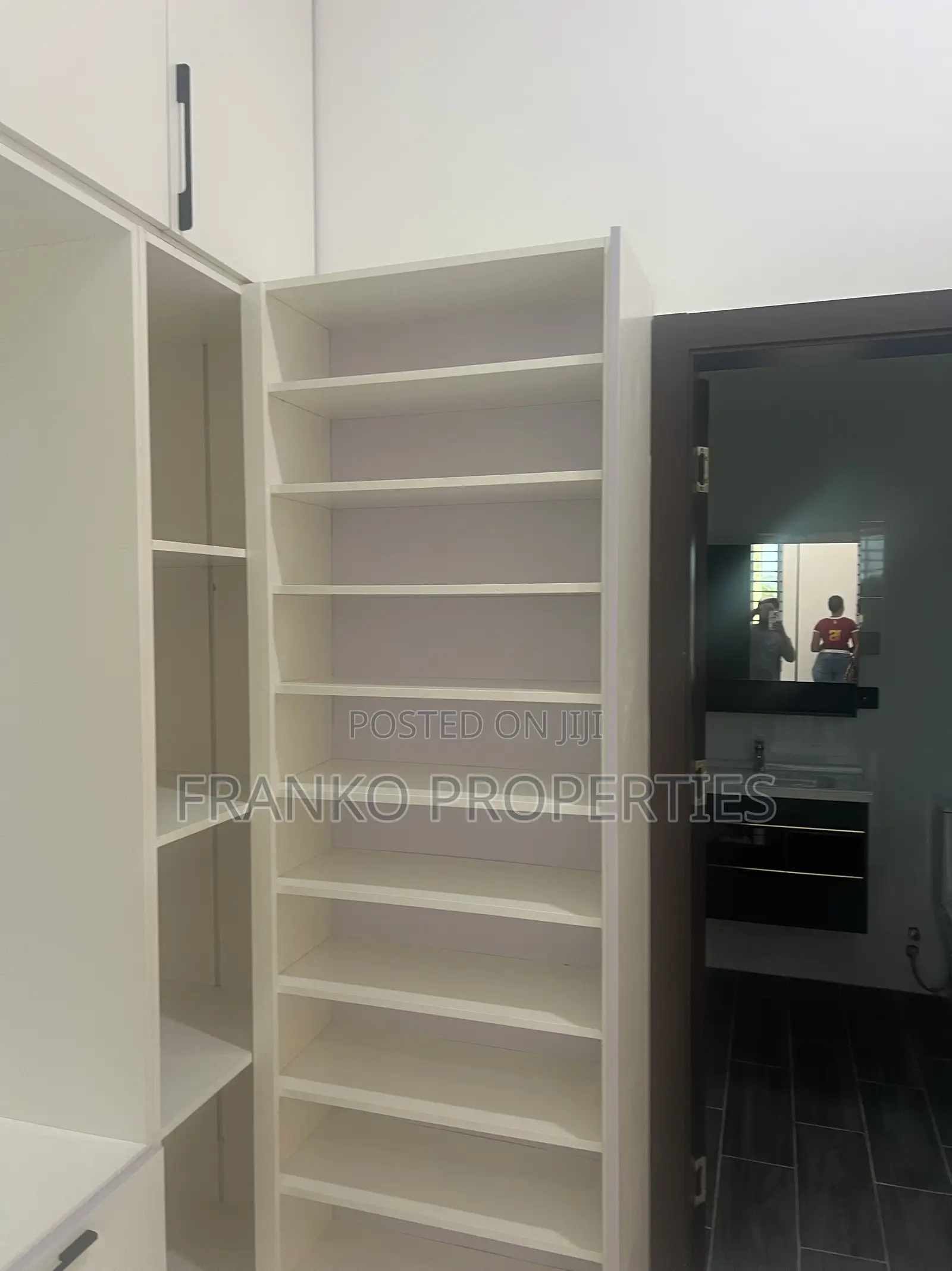 3bdrm House in Franko Properties, Lake Side Estate for sale