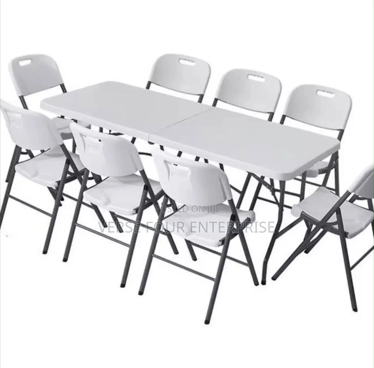 Foldable Table: 8 Seater