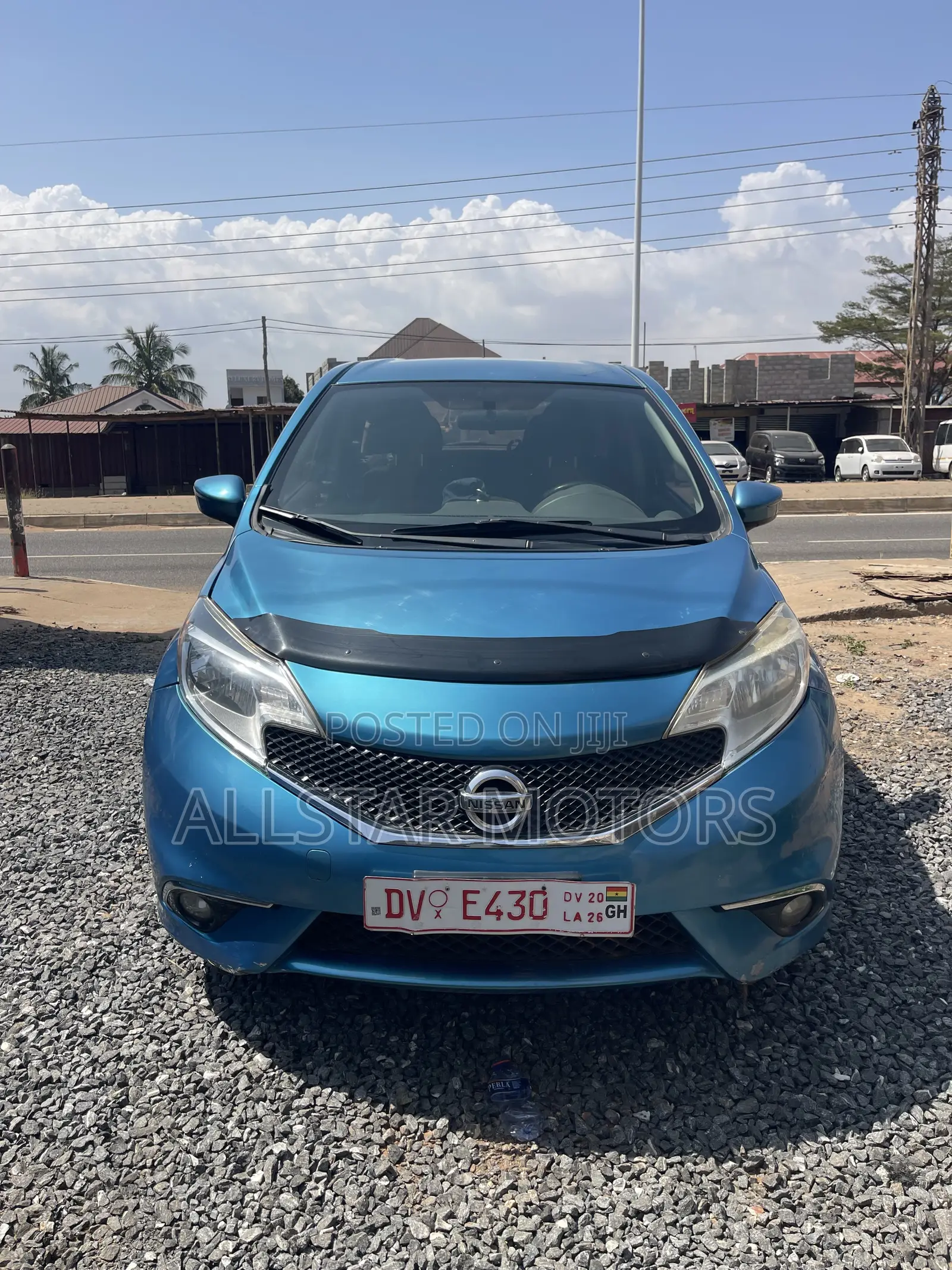 Nissan Versa 1.6 S+ 2016 Blue
